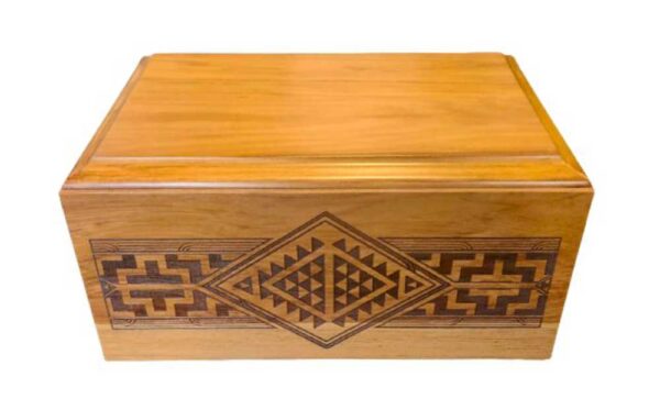 Poutama Urn